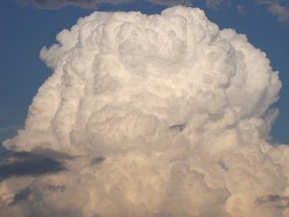 cloud-142713_640